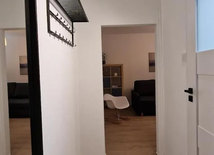 Przy Basenie Κατοβίτσε